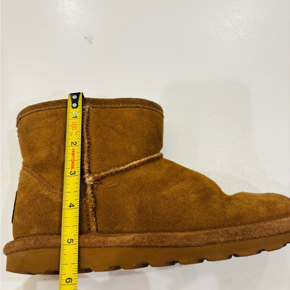 BearPaw Tan Suede Boots Girls size 6 - Picture 10 of 10